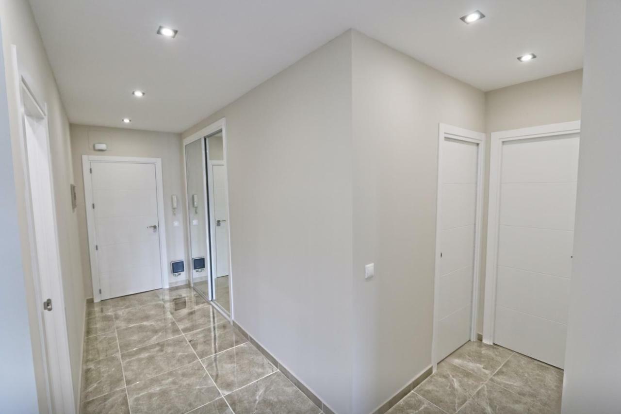 Beachfront Luxury Apartment, Puerto Banus, Марбеля Екстериор снимка